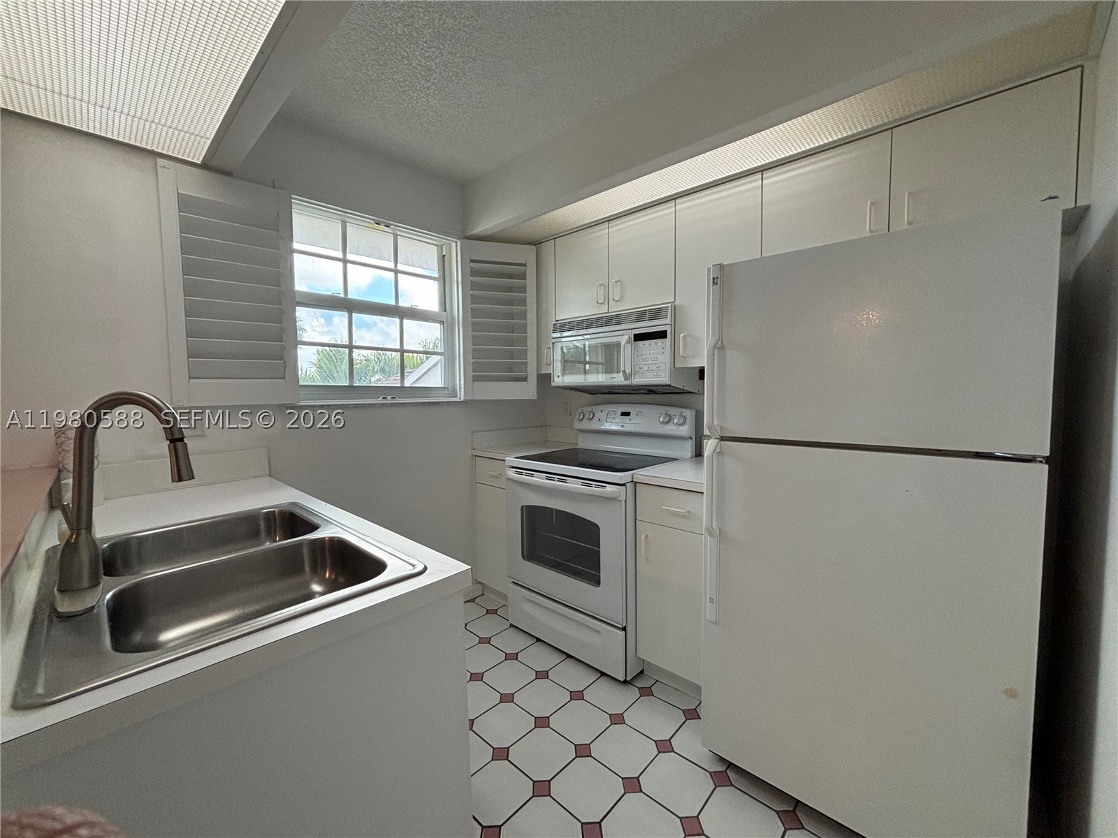 2516 Se 19th Pl 208-a Property Photo 8