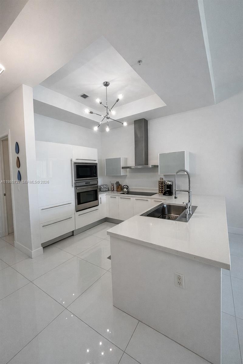 250 Sunny Isles Blvd Th-407 Property Photo 4