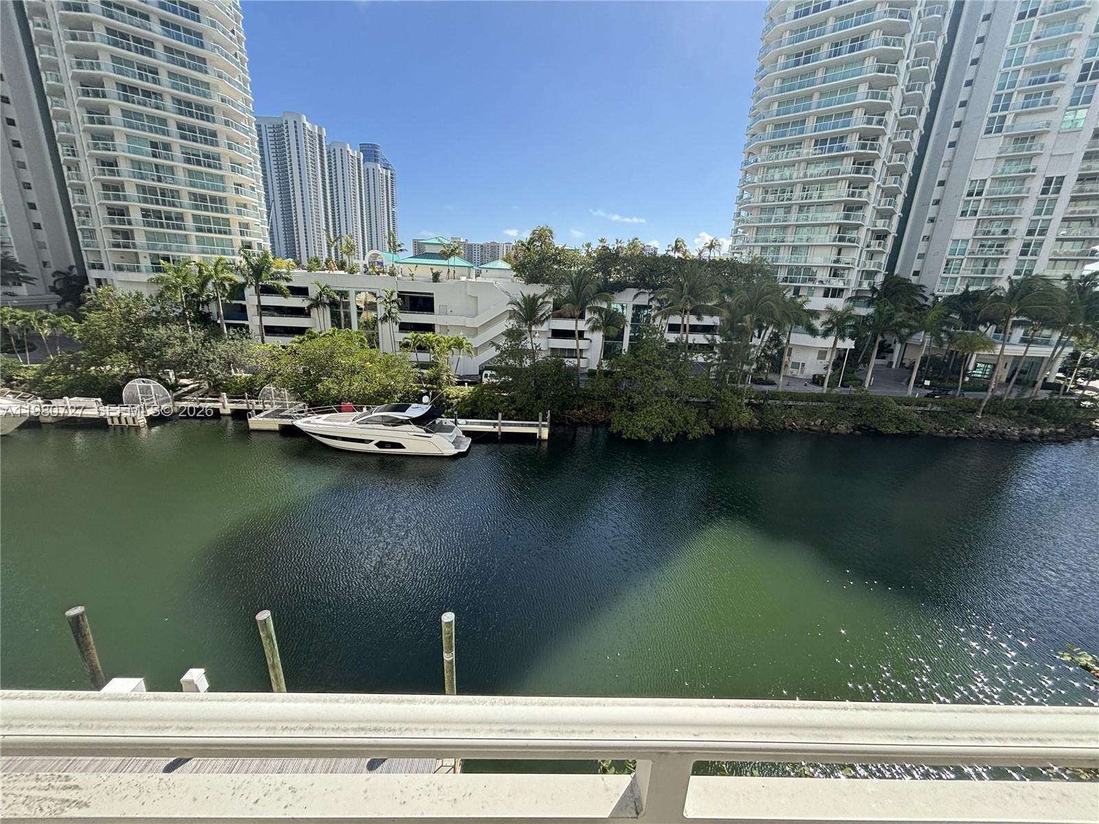 250 Sunny Isles Blvd Th-407 Property Photo 14