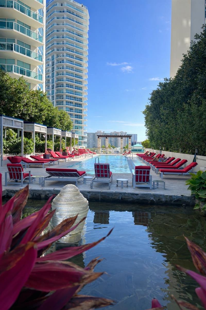 250 Sunny Isles Blvd Th-407 Property Photo 16