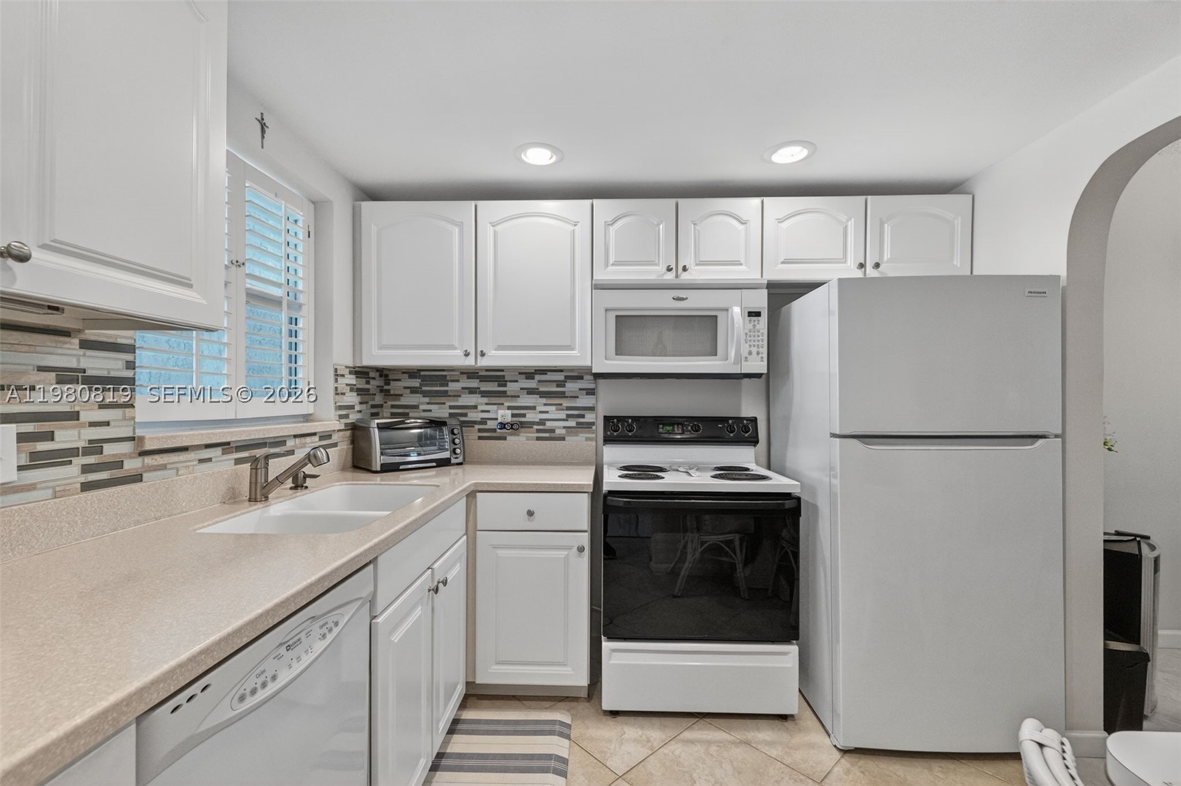 6650 Royal Palm Blvd 207c Property Photo 3