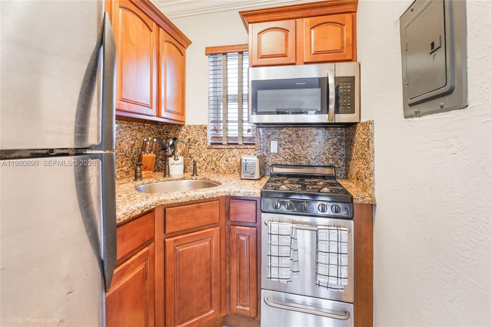 35 Antilla Ave Property Photo 15