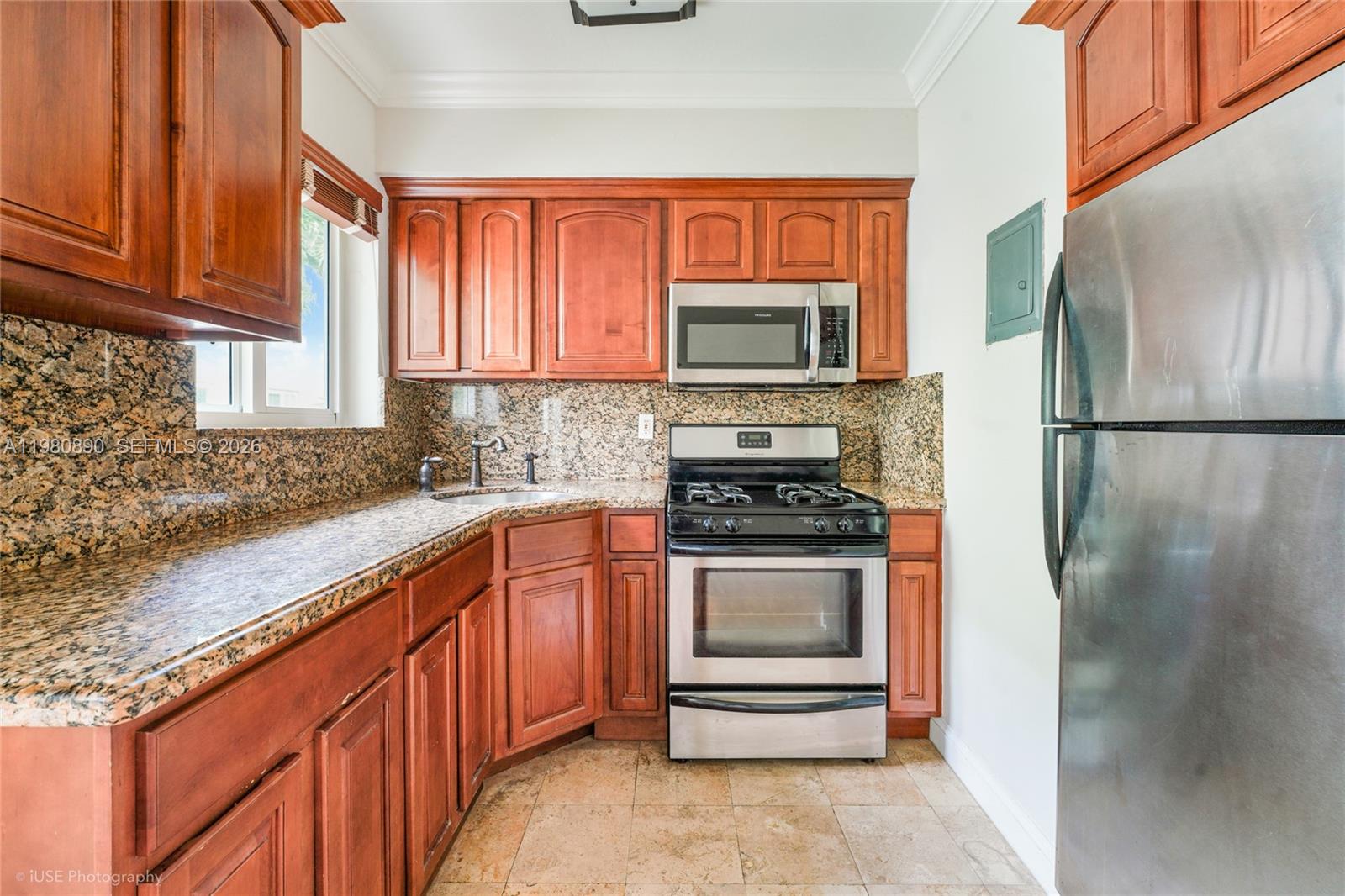35 Antilla Ave Property Photo 18