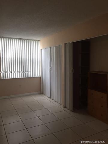 17890 W Dixie Hwy 106 Property Photo 14