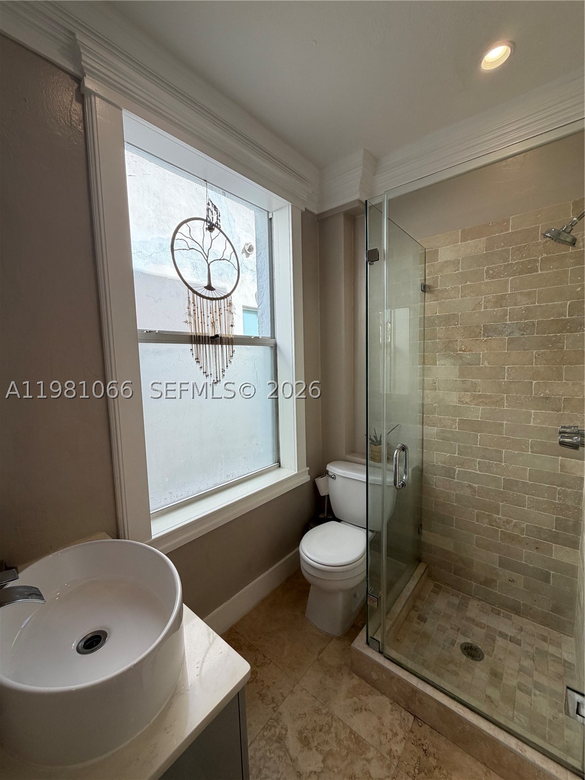 119 Menores Ave 8a Property Photo 20