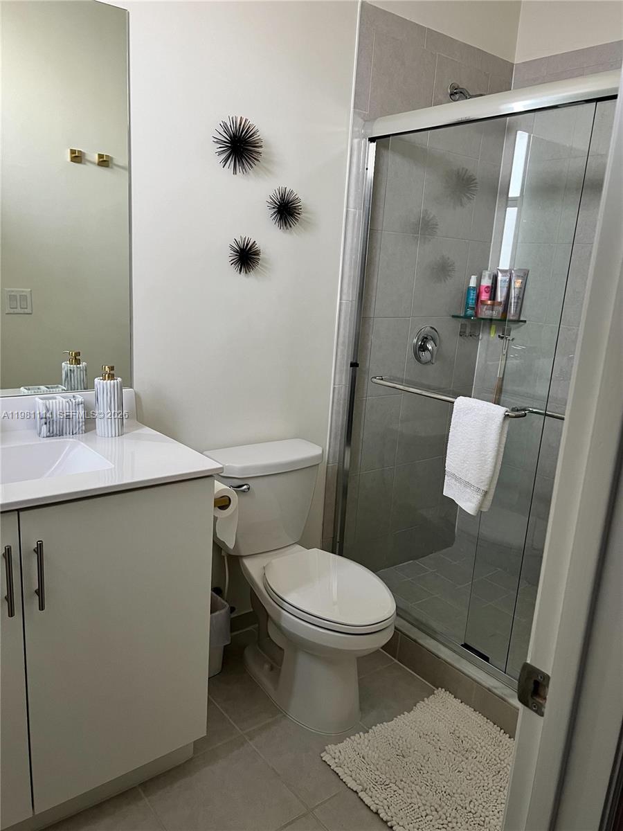 3328 W 114th Ter 3328 Property Photo 12