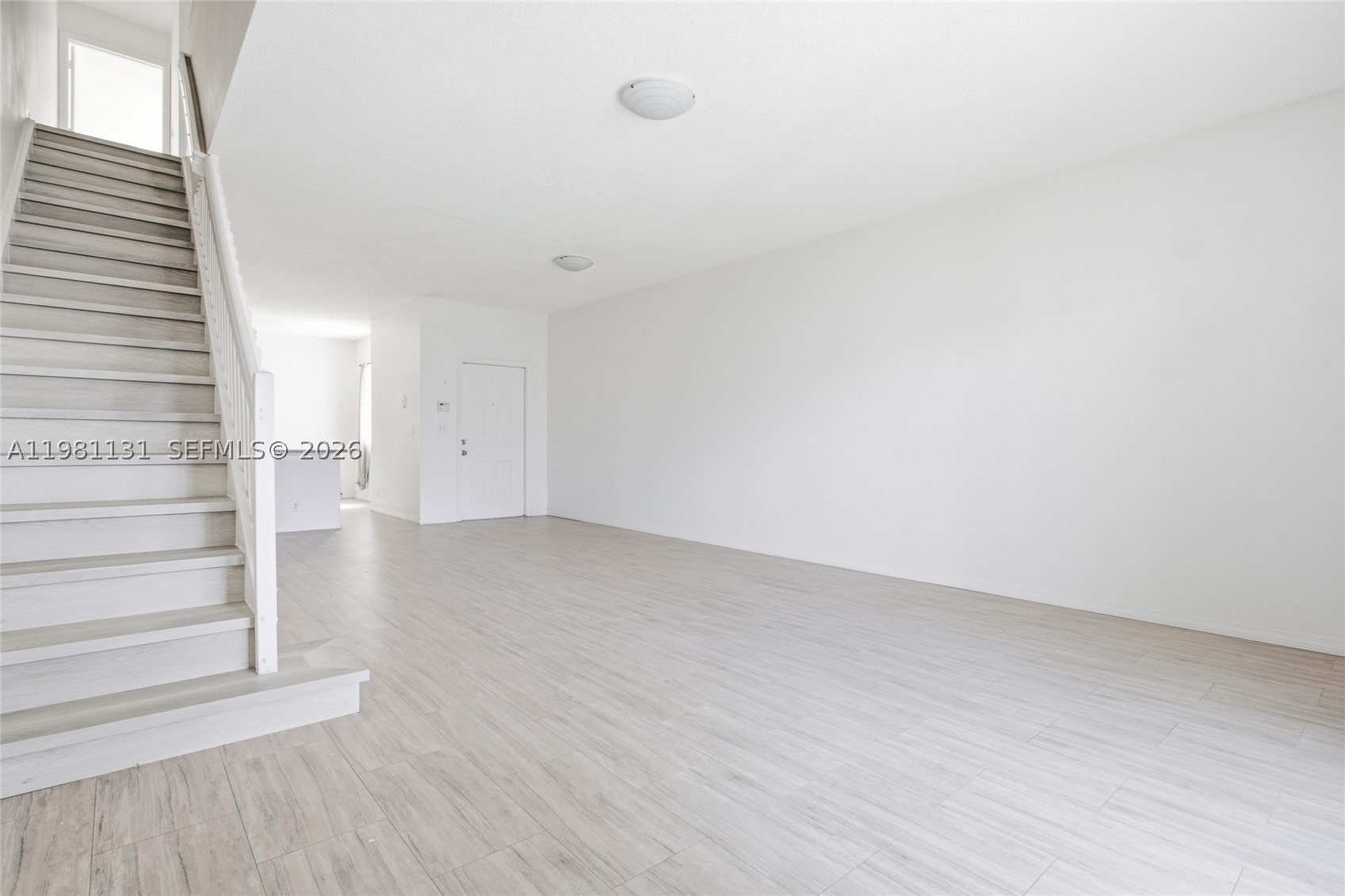 2066 Madeira Dr 2066 Property Photo 14
