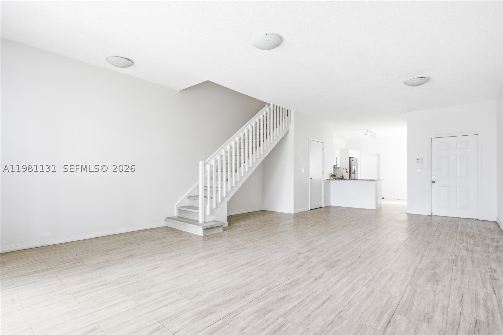 2066 Madeira Dr 2066 Property Photo 15