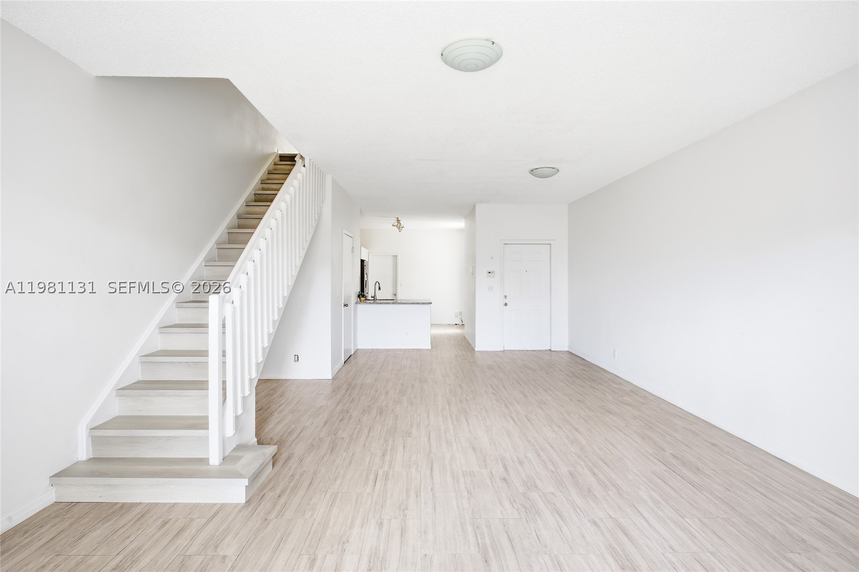 2066 Madeira Dr 2066 Property Photo 16