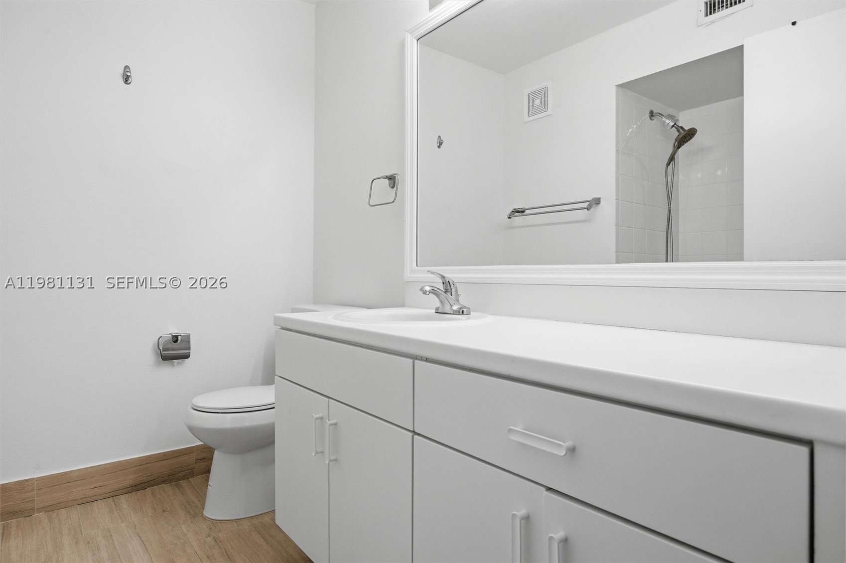 2066 Madeira Dr 2066 Property Photo 22