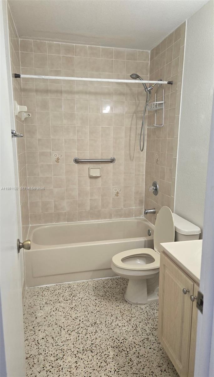 142 Sw 18th Ave 30 Property Photo 4