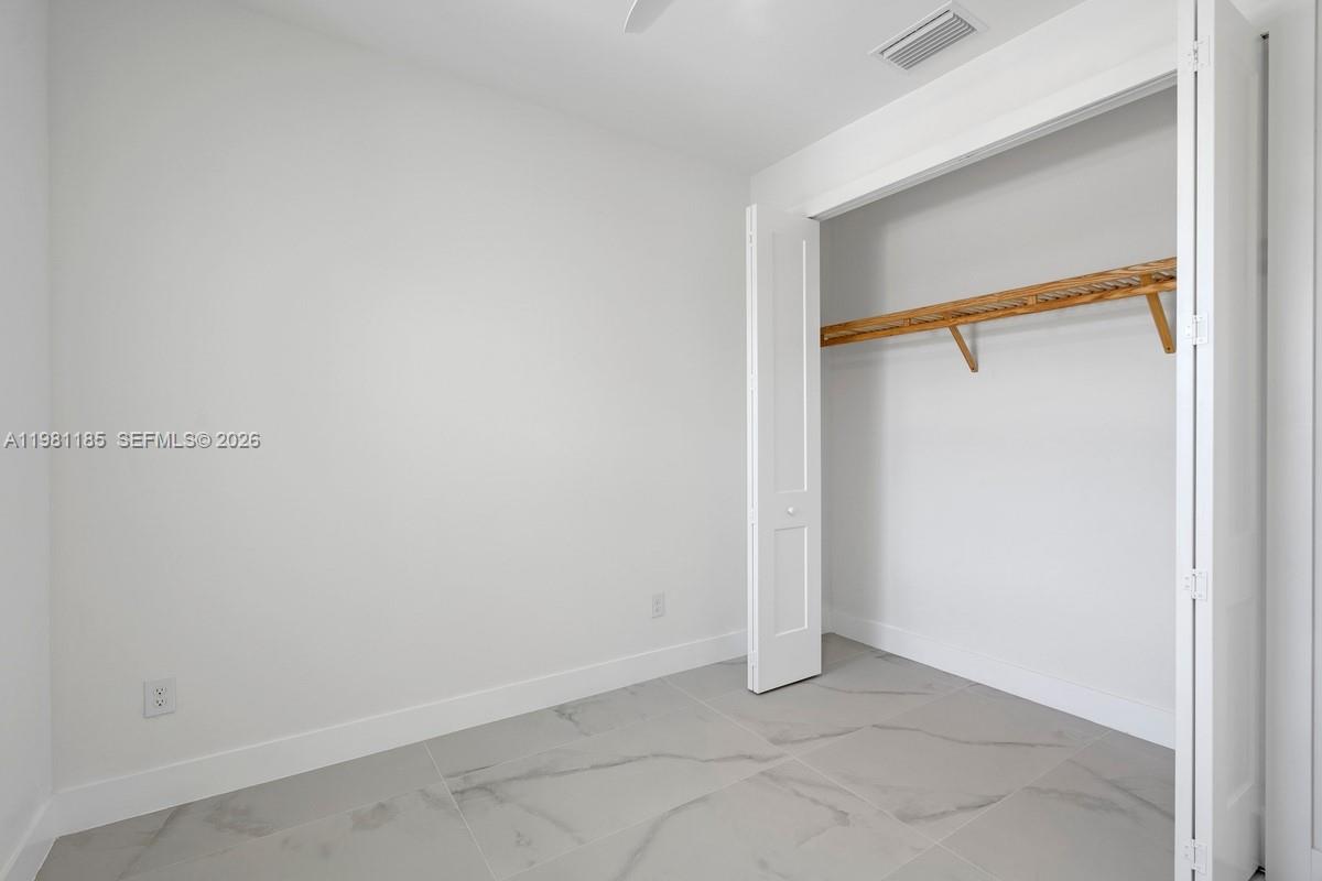 1107 Se 38 St Property Photo 19