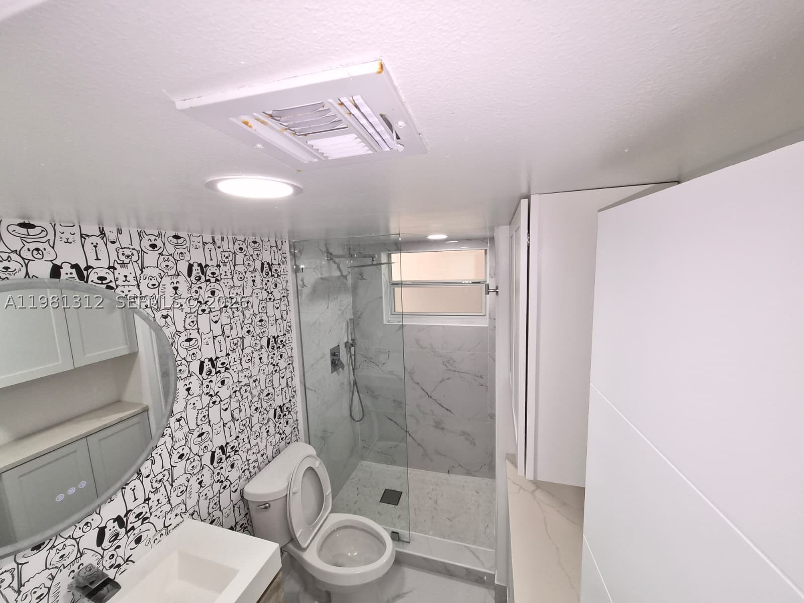 16410 Miami Dr 304 Property Photo 9
