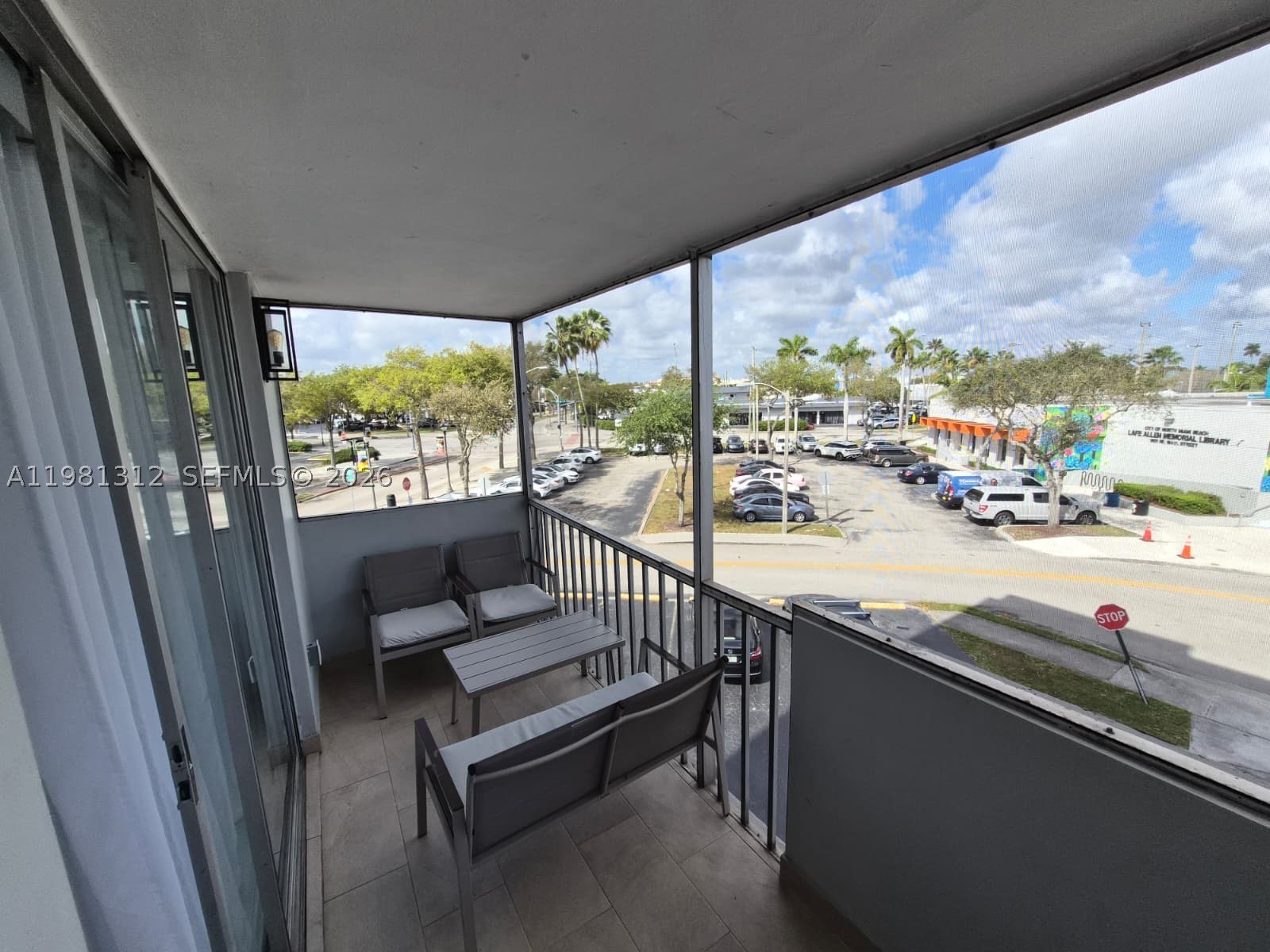 16410 Miami Dr 304 Property Photo 15