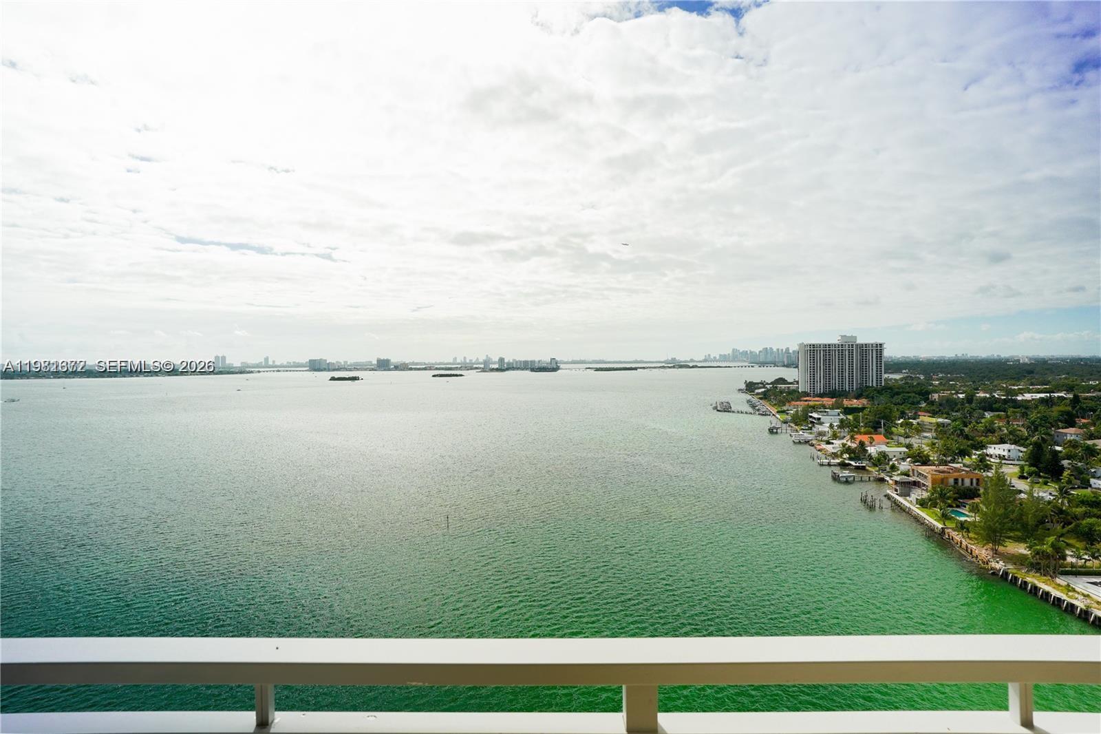 11111 Biscayne Blvd 20E Property Photo 1