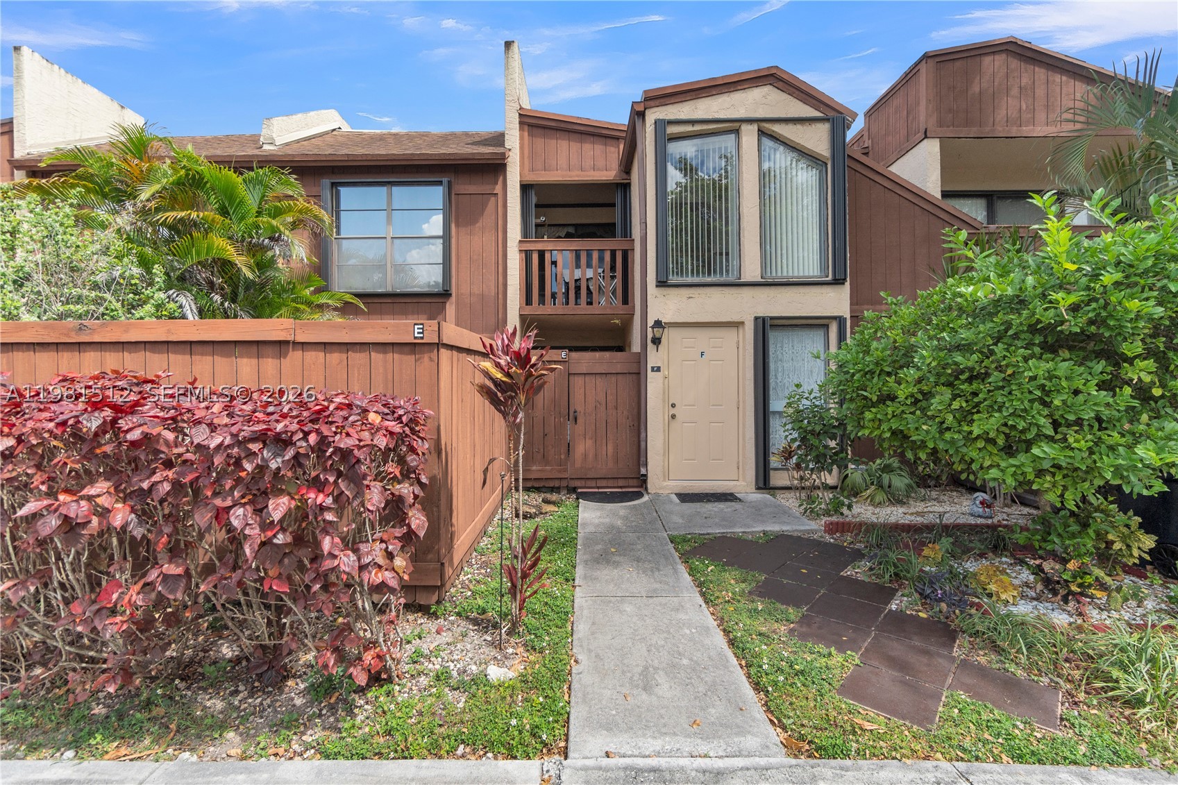 6411 SW 116th Ct E Property Photo 1