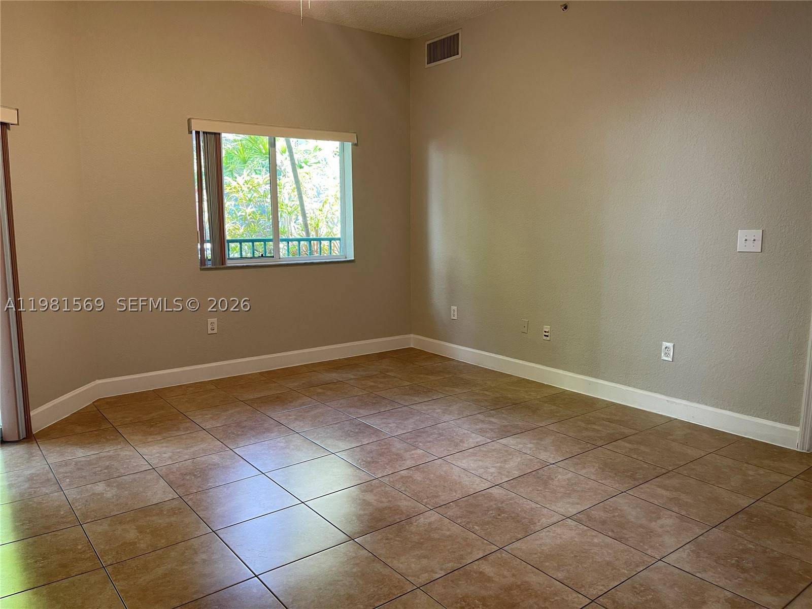 6001 Sw 70th St 130 Property Photo 7