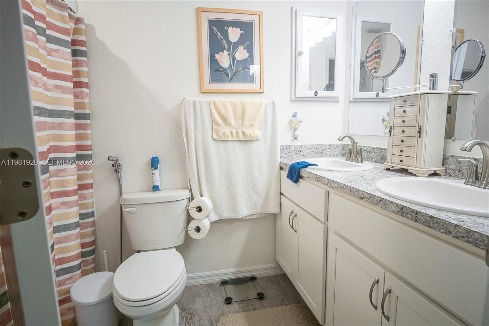 1123 Bucknell Property Photo 12
