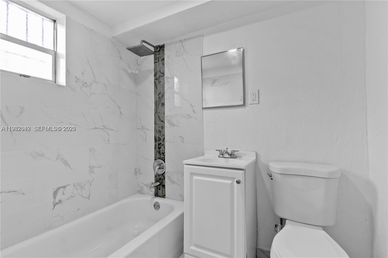 1445 Nw 2nd Ave 3 Property Photo 7