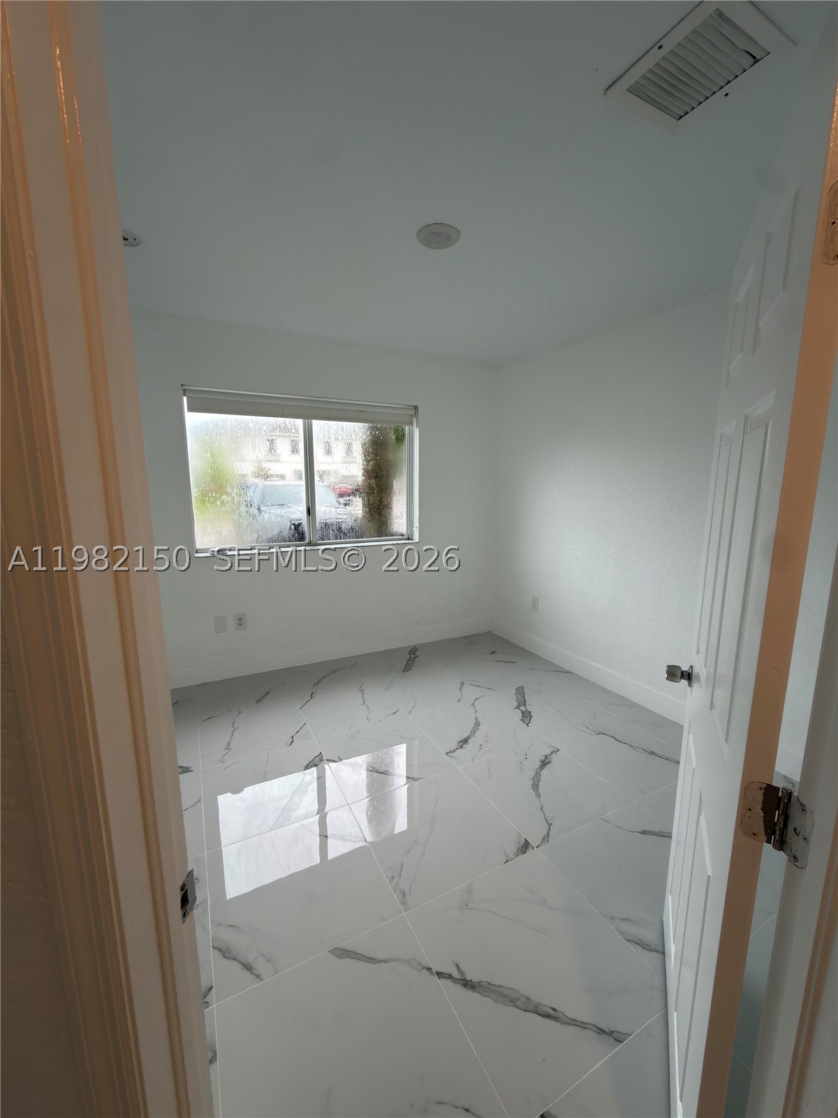689 Nw 6th St 689 Property Photo 6