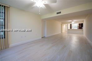 1713 Whitehall Dr 302 Property Photo 3