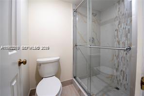1713 Whitehall Dr 302 Property Photo 16