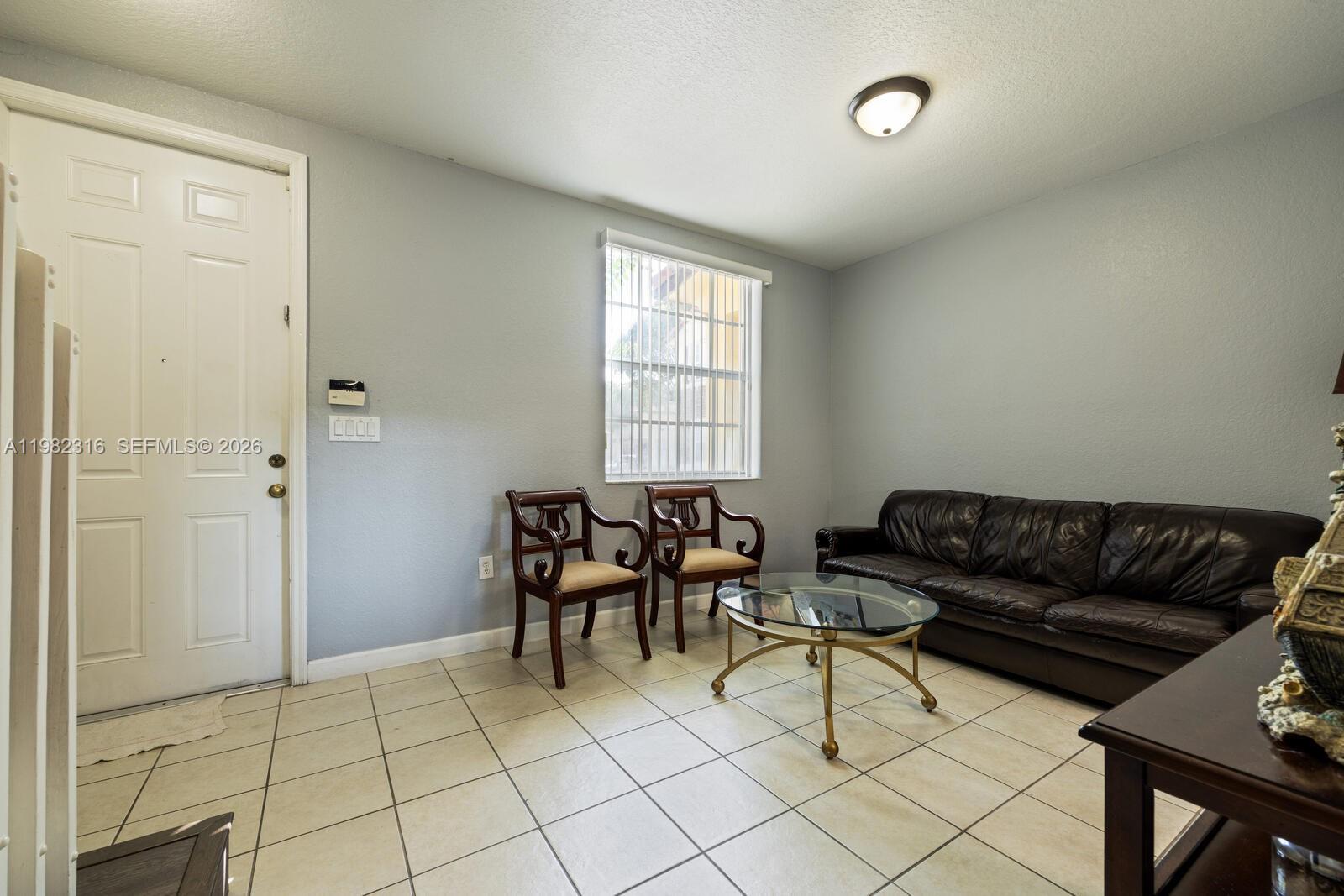 3335 Ne 13th Cir Dr 105-27 Property Photo 3