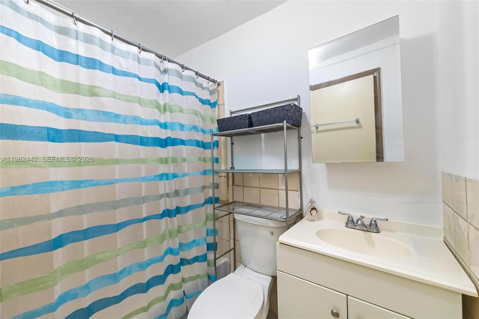 6223 Nw Miami Pl Property Photo 9