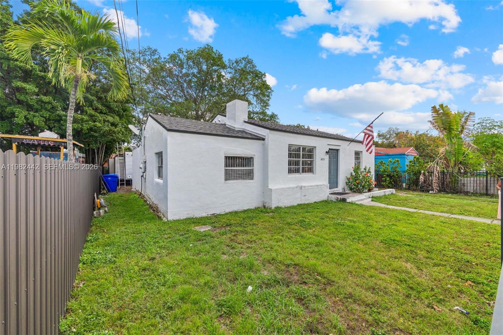 6223 Nw Miami Pl Property Photo 19