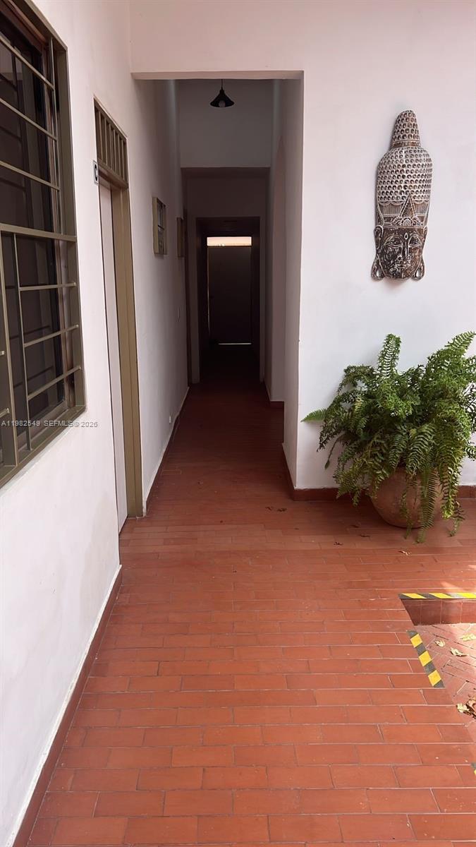 A11982549 Property Photo 9