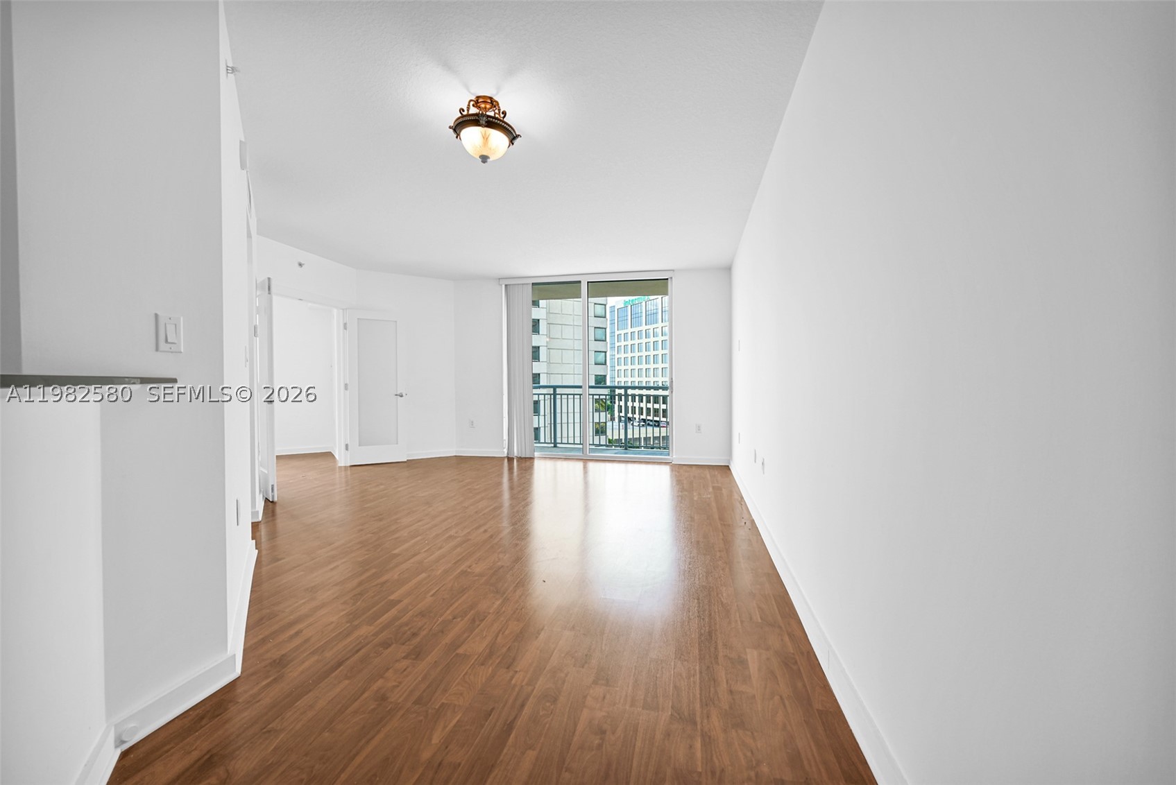 9055 Sw 73rd Ct 1104 Property Photo 6