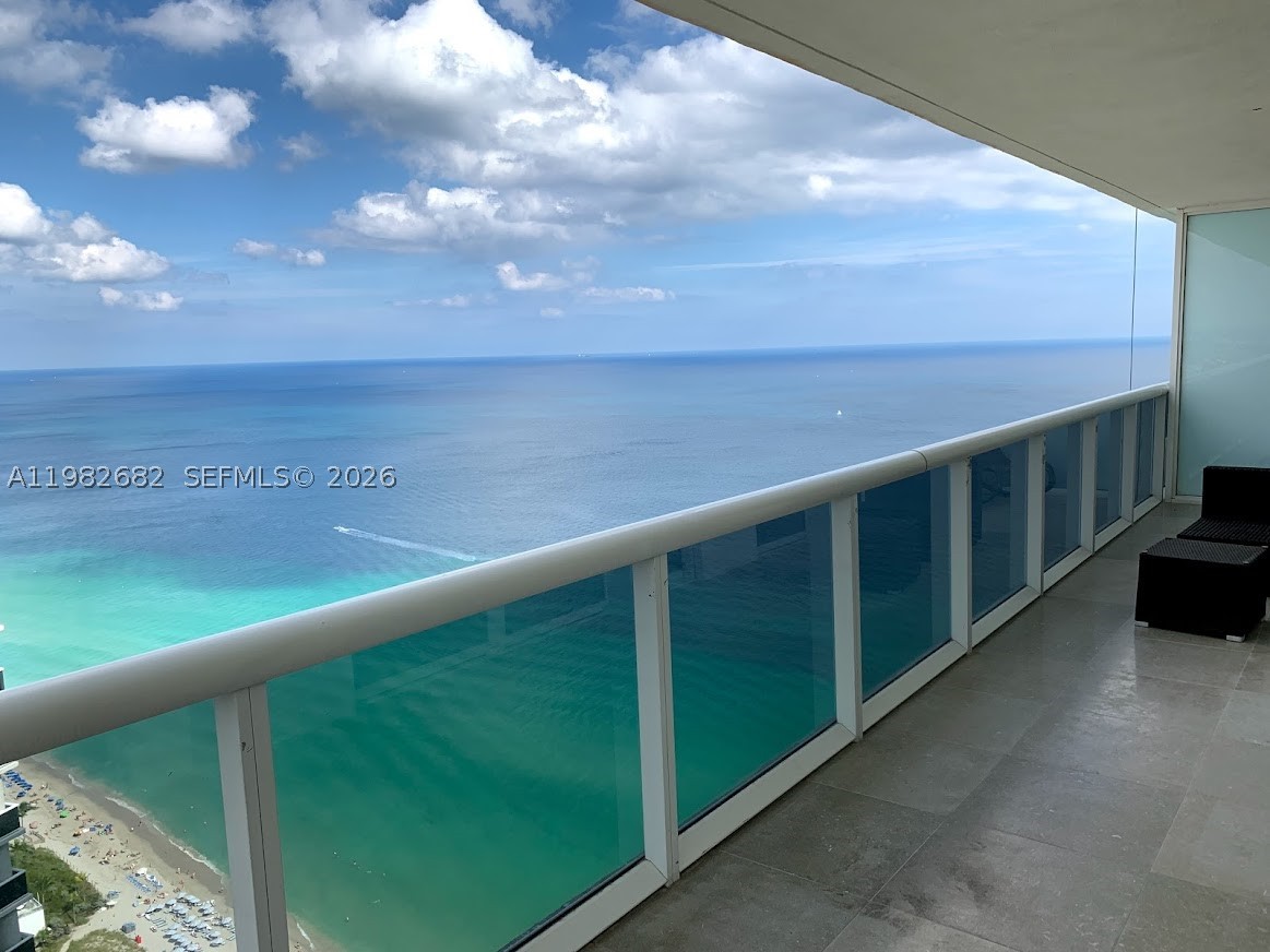 1830 S Ocean Dr 4608 Property Photo 1