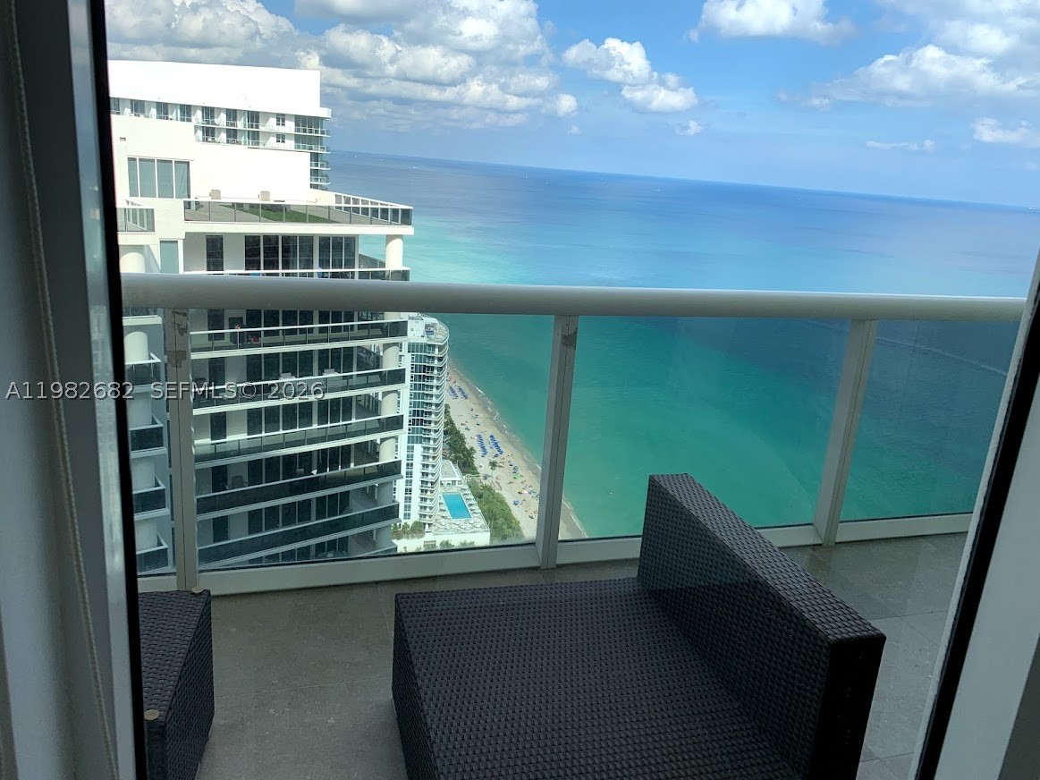 1830 S Ocean Dr 4608 Property Photo 18