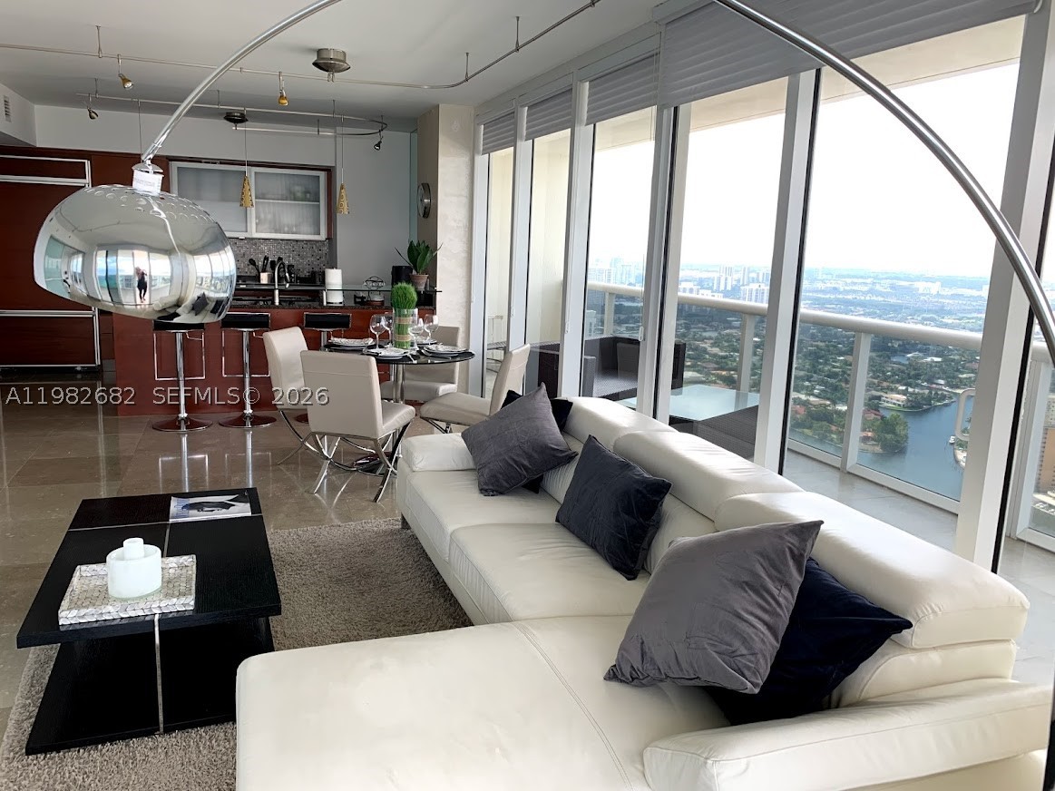 1830 S Ocean Dr 4608 Property Photo 20