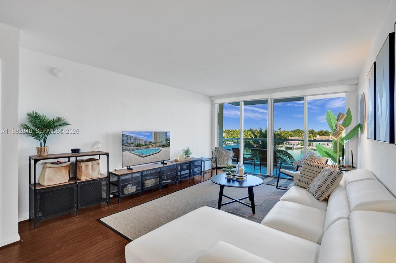 5600 Collins Ave 5r Property Photo 10
