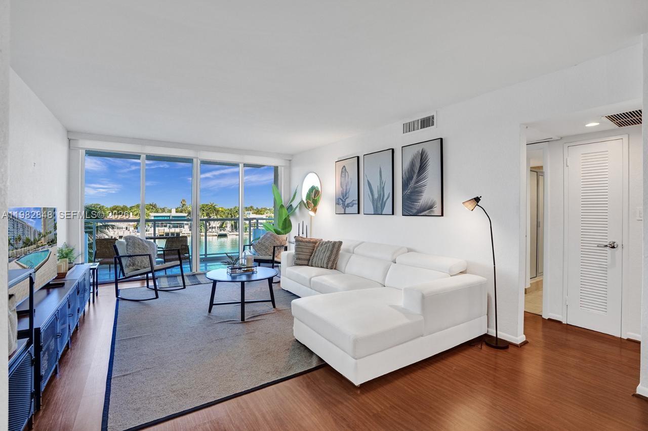 5600 Collins Ave 5r Property Photo 12