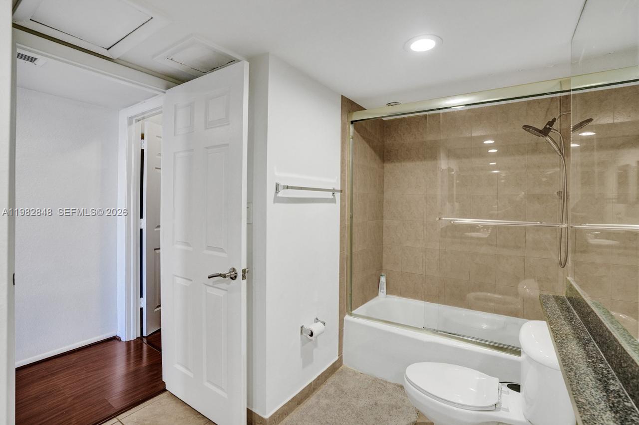 5600 Collins Ave 5r Property Photo 18
