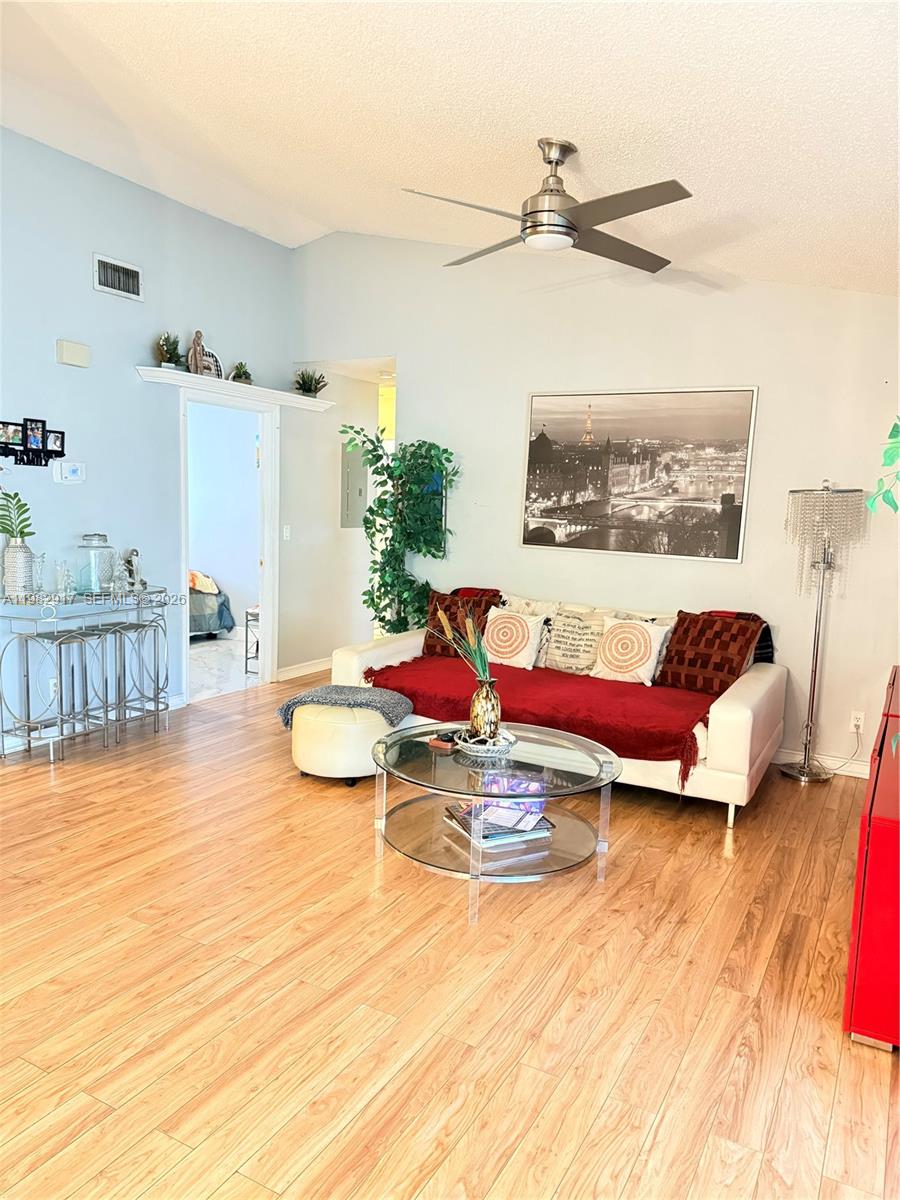 9963 Baywater Dr Property Photo 9
