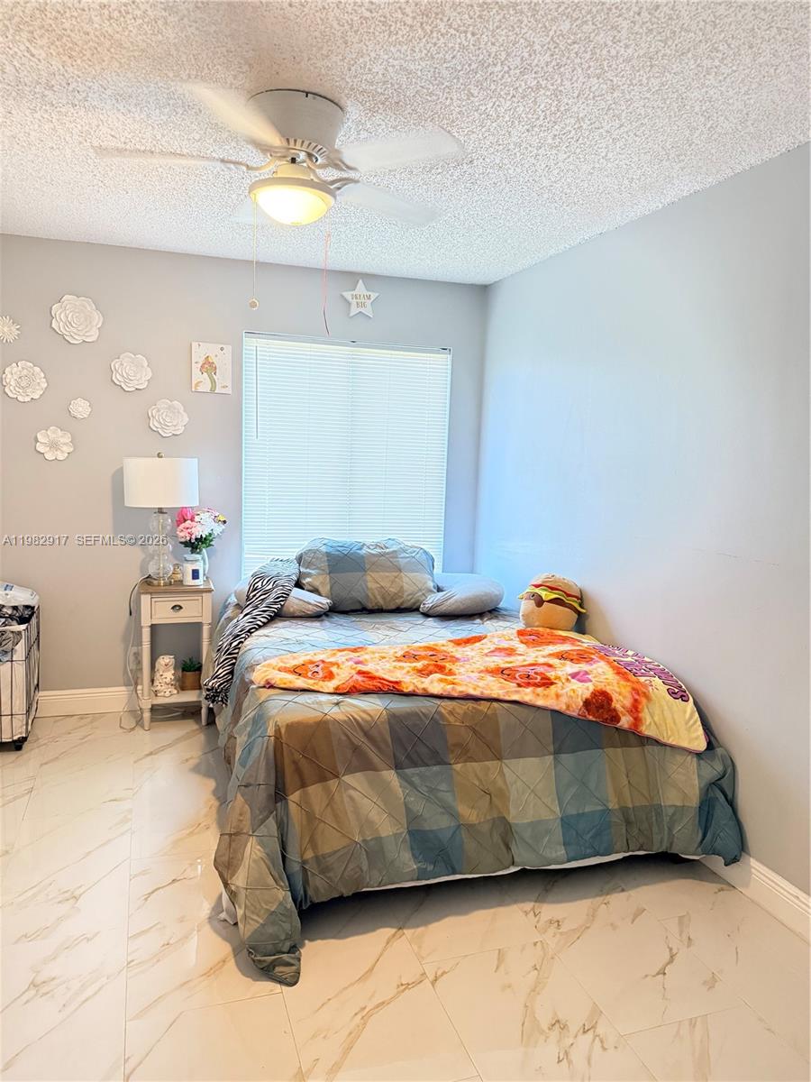 9963 Baywater Dr Property Photo 12