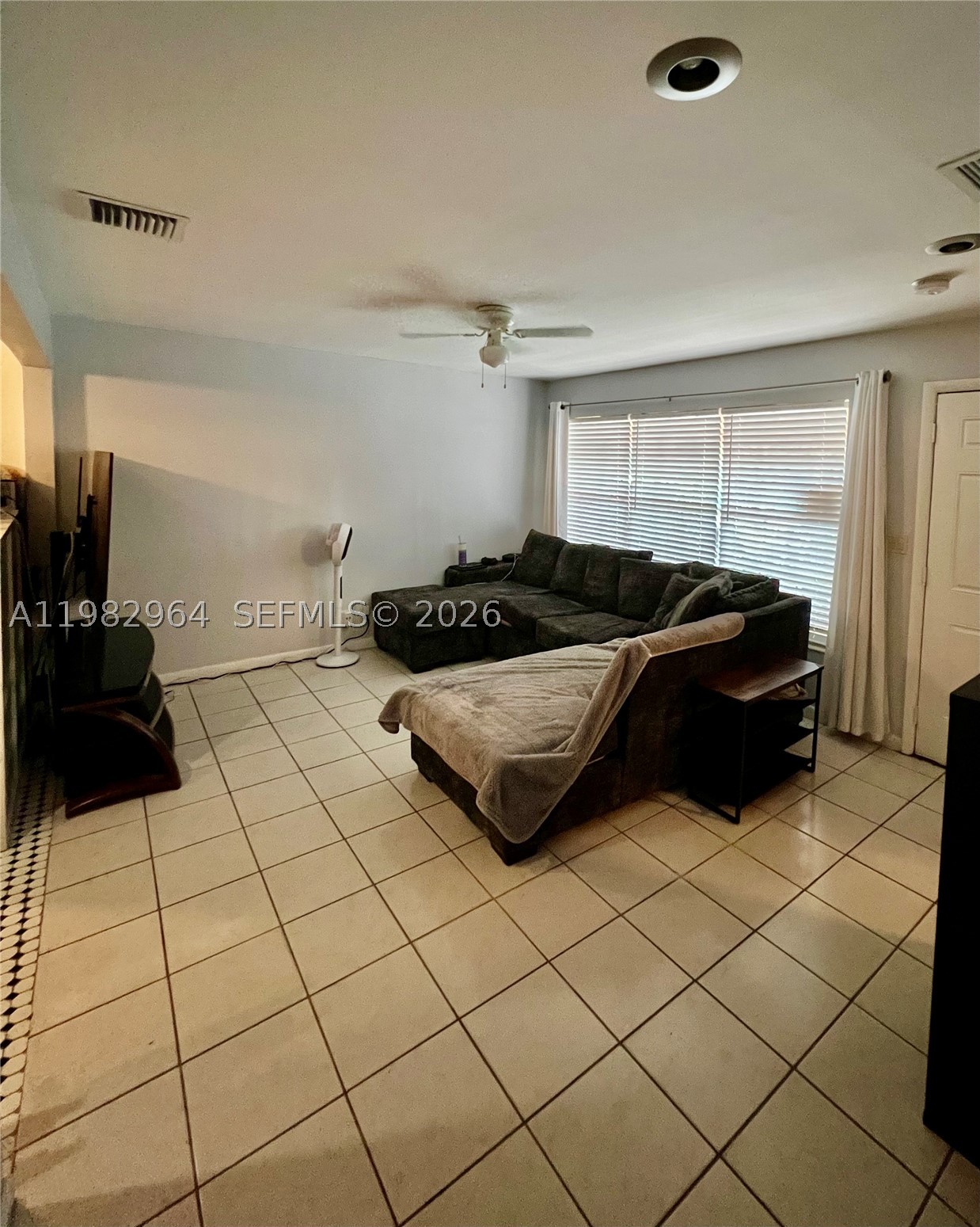 2016 Ne 26th St 2 Property Photo 6