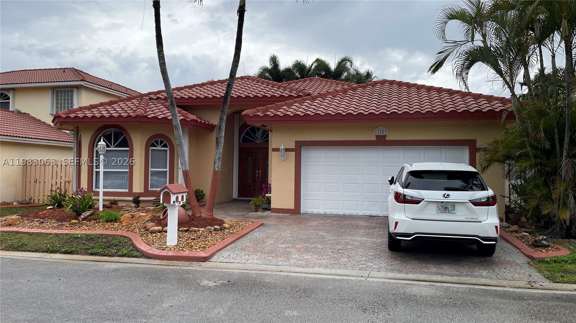 11581 SW 10th Ct Property Photo 1