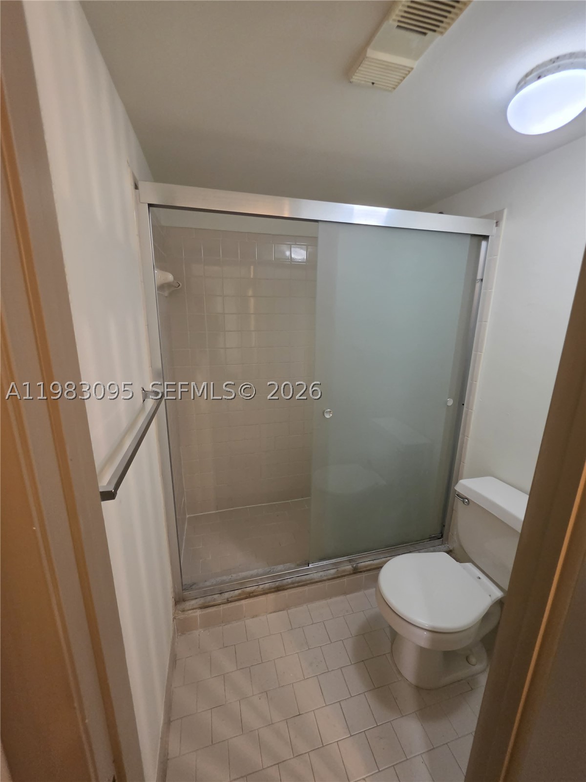 A11983095 Property Photo 10