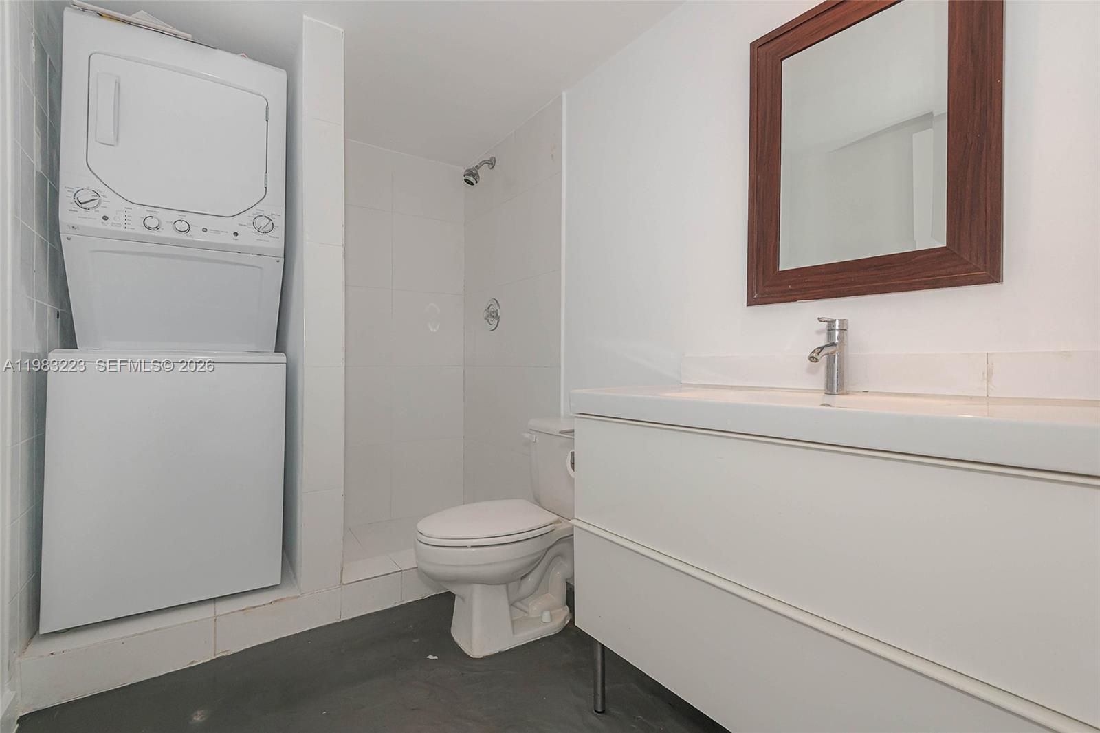 1688 West Ave Ph-07 Property Photo 17