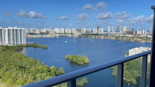 16385 Biscayne Blvd 2702 Property Photo 5