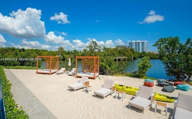 16385 Biscayne Blvd 2702 Property Photo 13