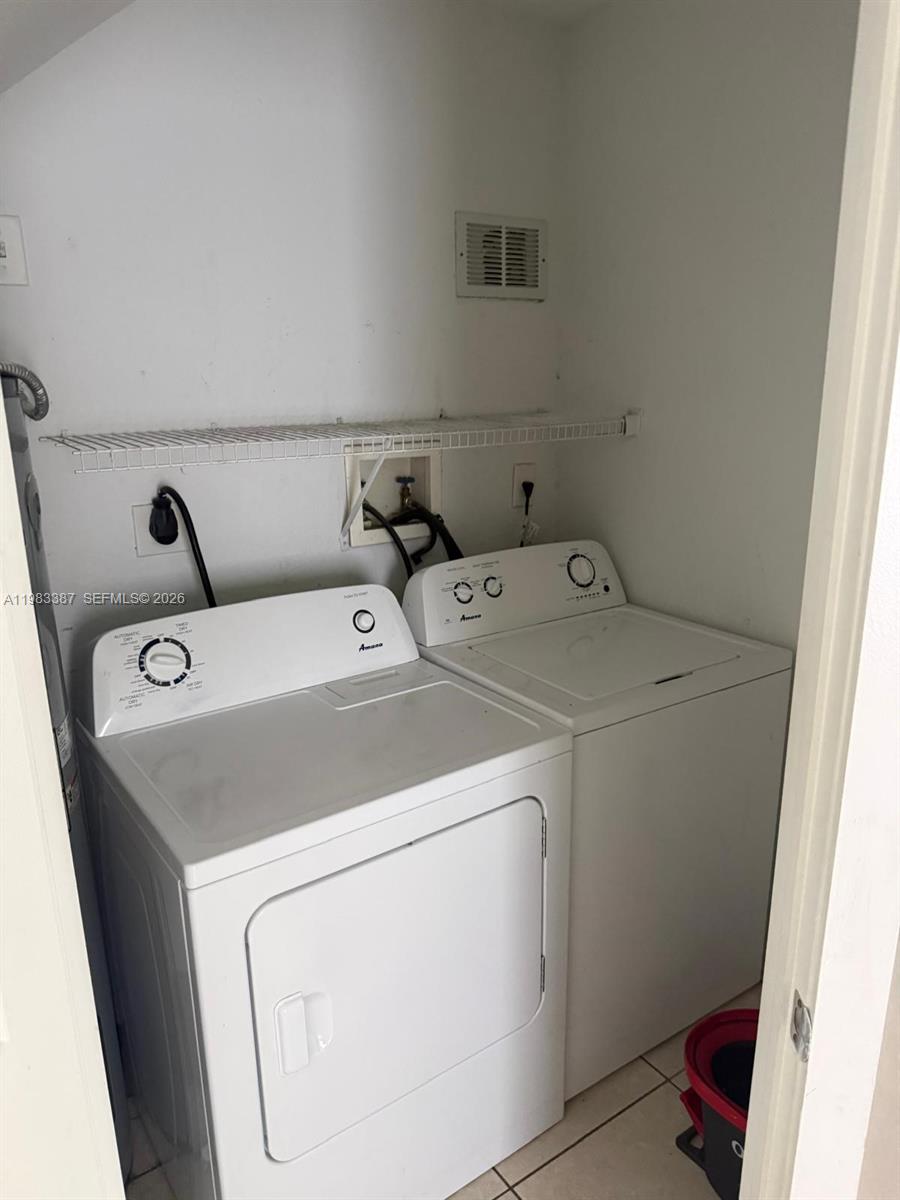 10776 Nw 83rd Ter 1-19 Property Photo 11