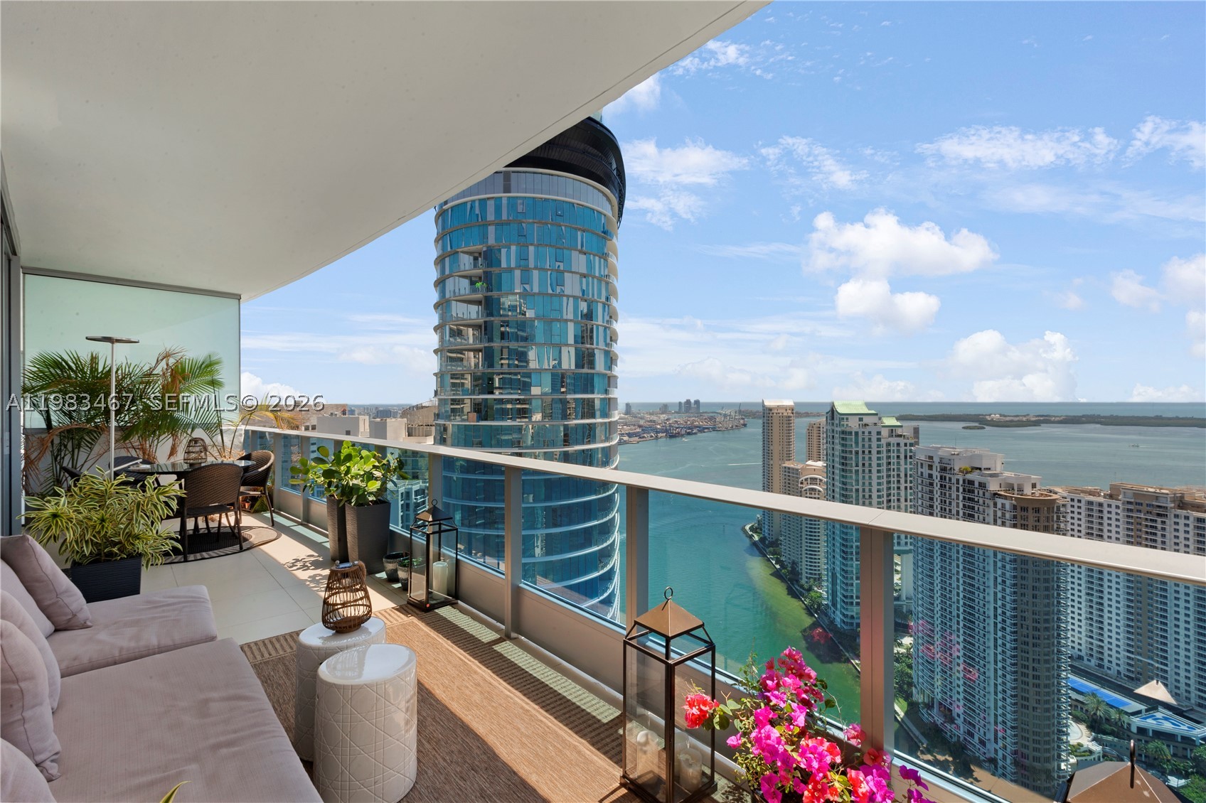 200 Biscayne Boulevard Way 4907 Property Photo 1