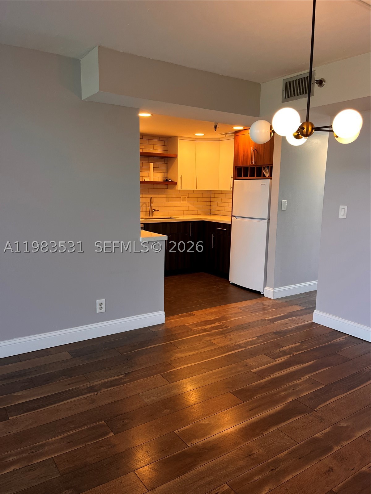 3100 W Rolling Hills Cir 403 Property Photo 15