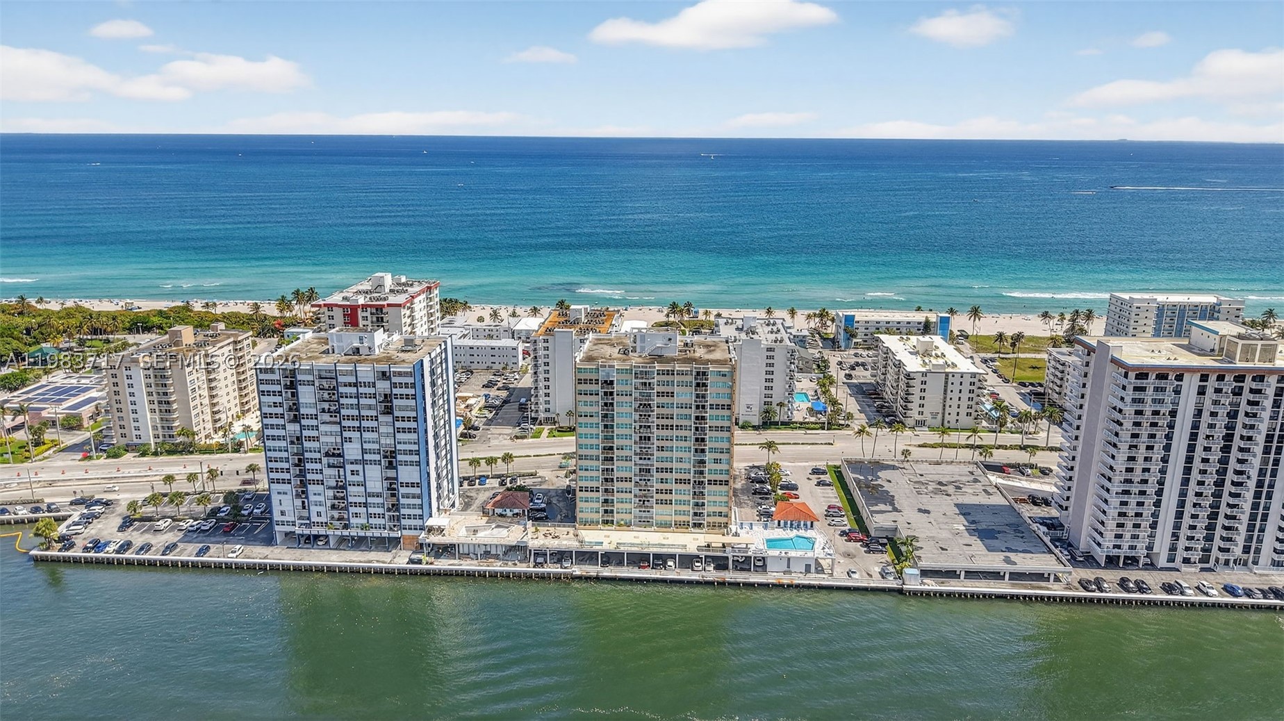 1410 S Ocean Dr 601 Property Photo 2