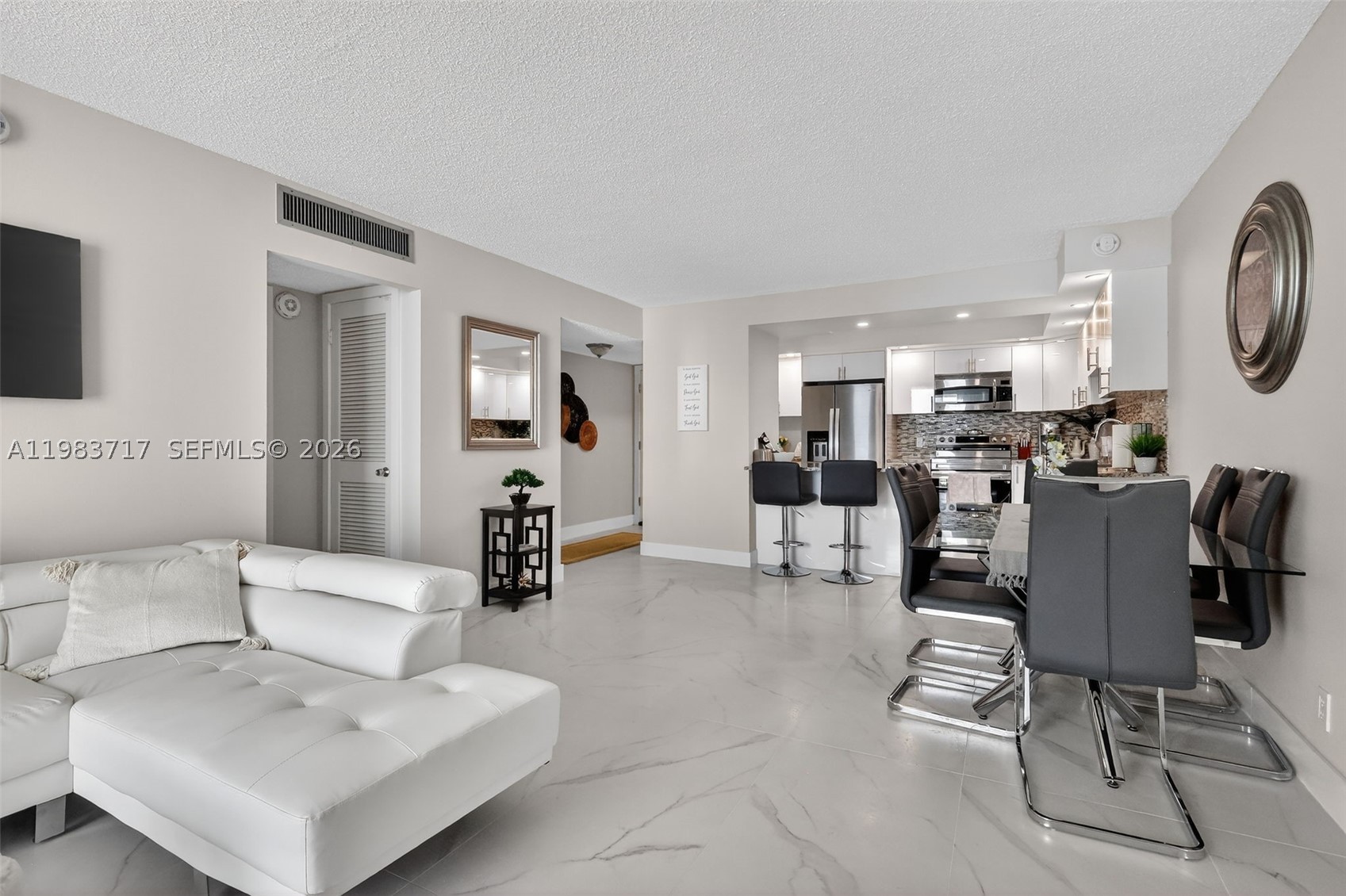 1410 S Ocean Dr 601 Property Photo 8